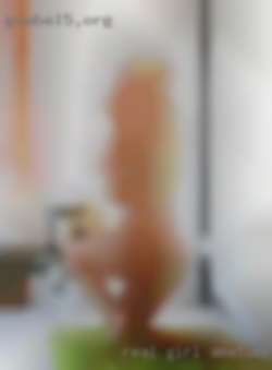 Real girl amatuer sucking hookups dick in KY.
